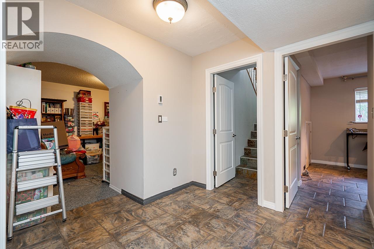 404 Mundy Street, Coquitlam, British Columbia  V3K 5N1 - Photo 29 - R3143988