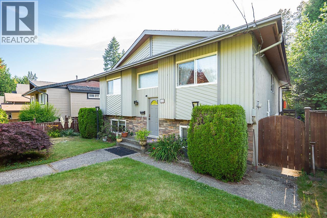 404 Mundy Street, Coquitlam, British Columbia  V3K 5N1 - Photo 2 - R3143988