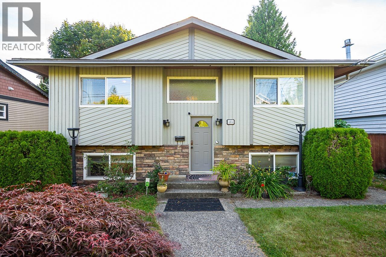 404 MUNDY STREET, coquitlam, British Columbia