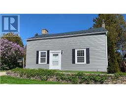 11 CHURCH STREET, Augusta, Ontario
