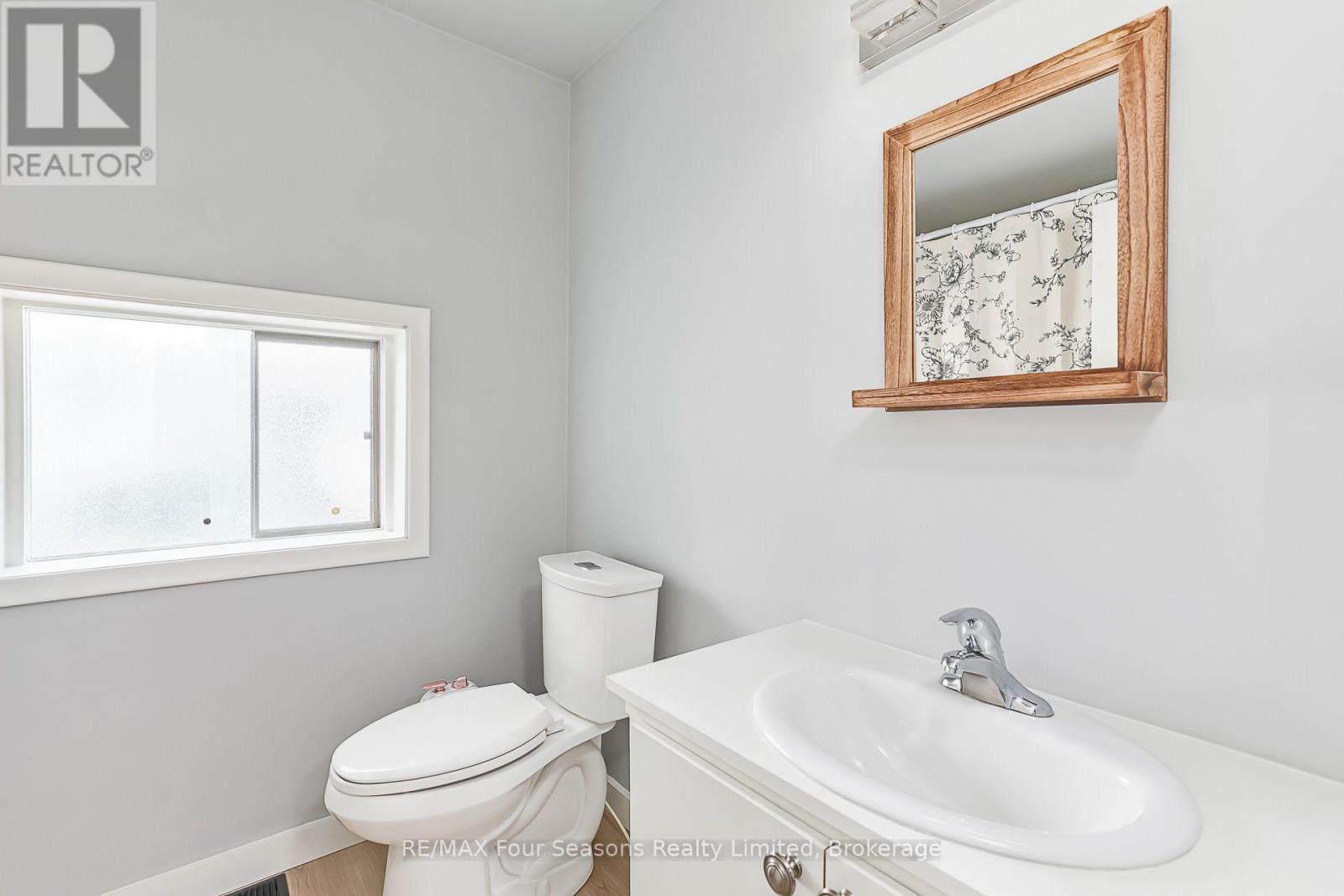 231 Superior Street, Clearview, Ontario  L0M 1S0 - Photo 25 - S13539546