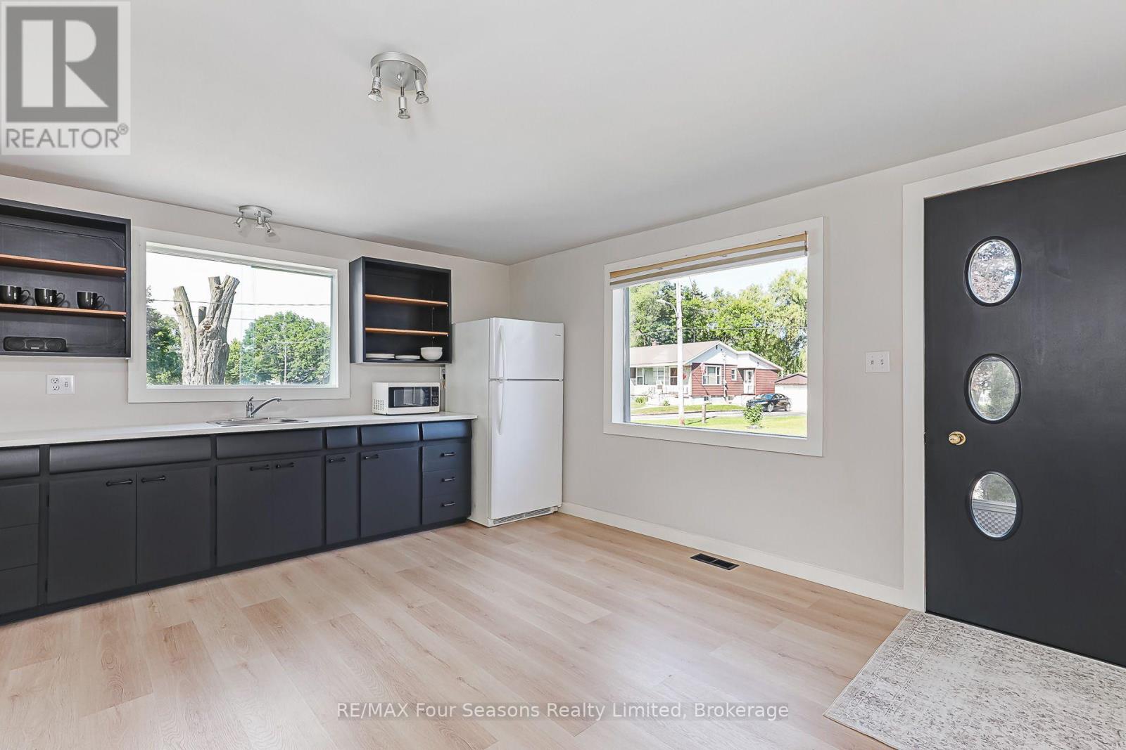 231 Superior Street, Clearview, Ontario  L0M 1S0 - Photo 35 - S13539546