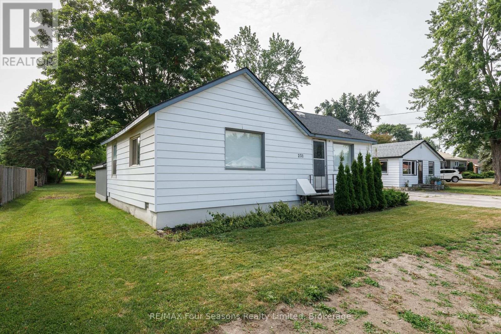231 Superior Street, Clearview, Ontario  L0M 1S0 - Photo 39 - S13539546
