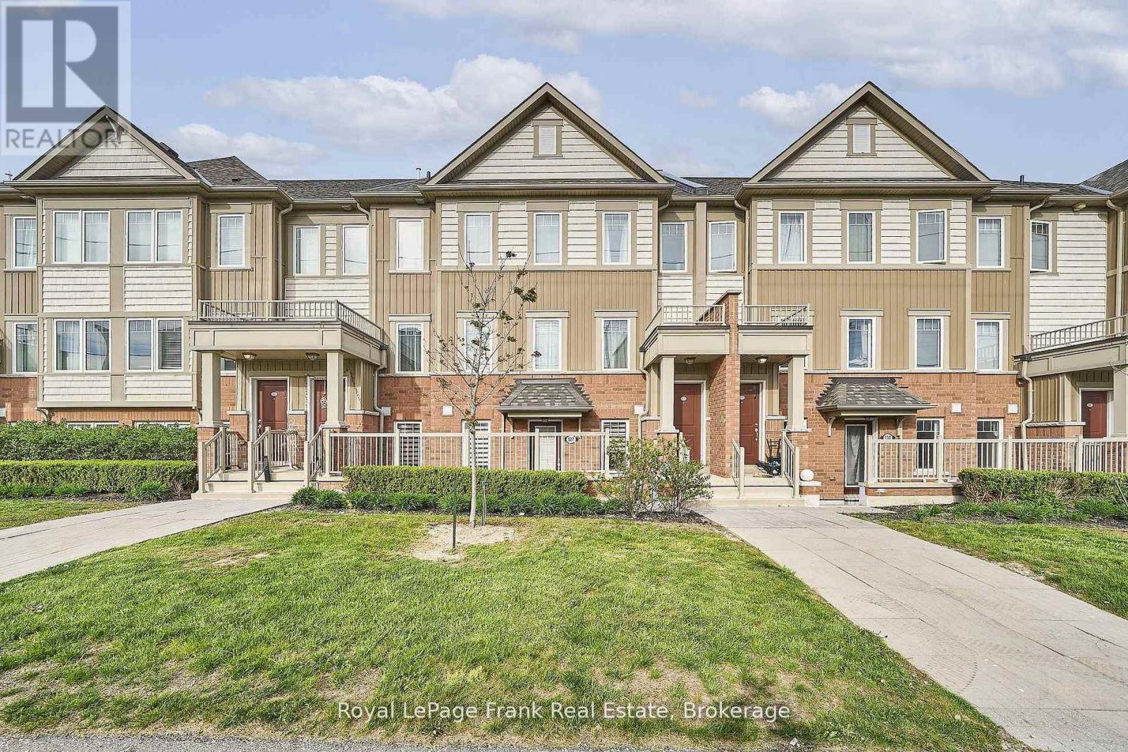127 - 2500 Hill Rise Court, Oshawa, Ontario L1L 0M6 - Photo 1 - E13539614