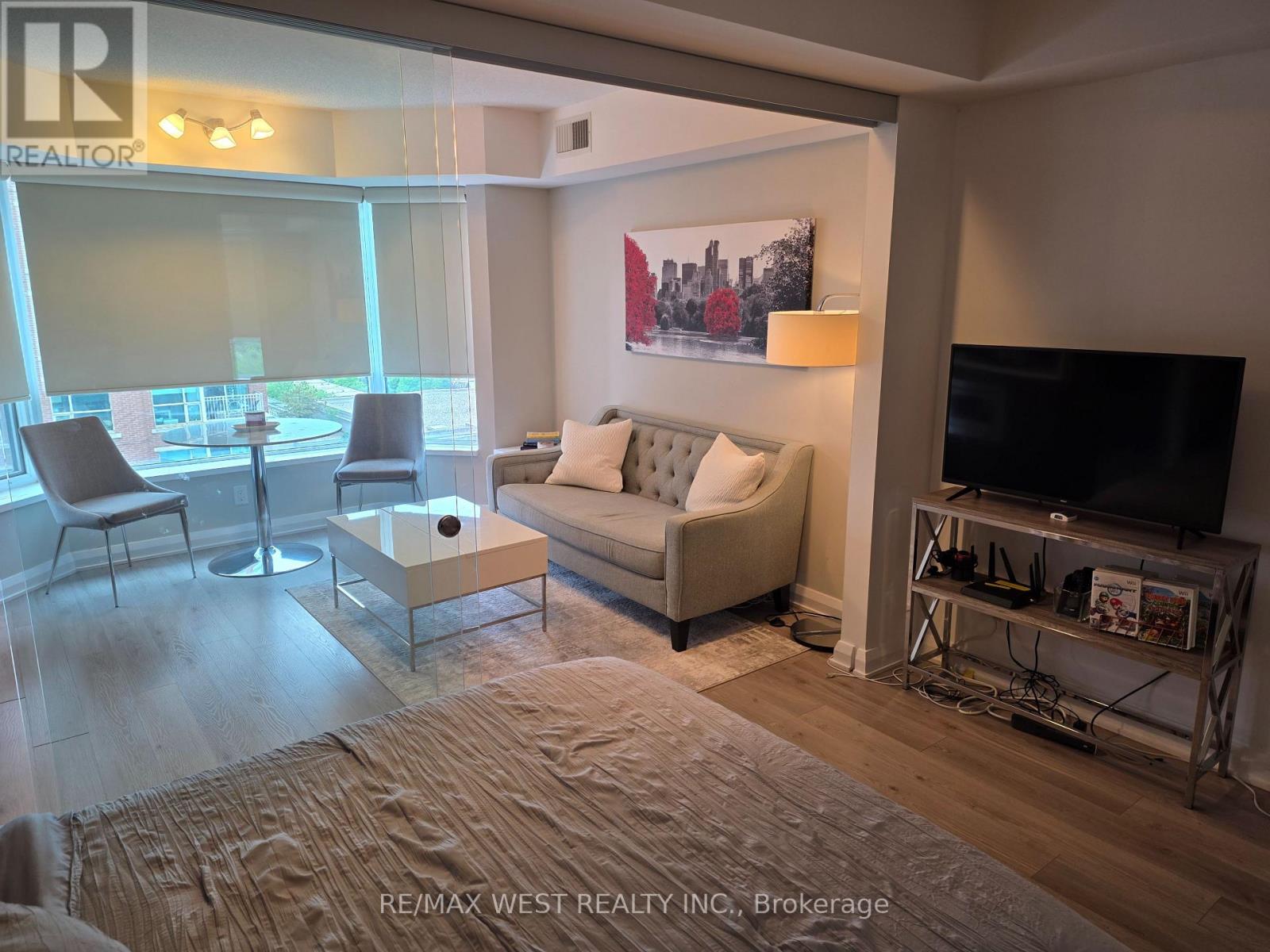 1416 - 155 YORKVILLE AVENUE, Toronto, Ontario