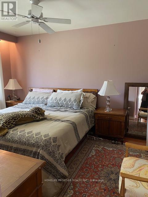3 Donna Court, Toronto, Ontario  M2M 2C9 - Photo 5 - C13539578