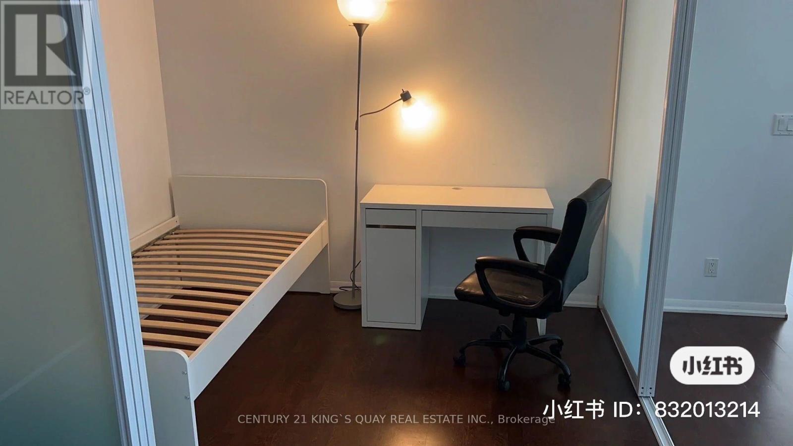 3005 - 832 Bay Street, Toronto, Ontario  M5S 1Z6 - Photo 3 - C13539706