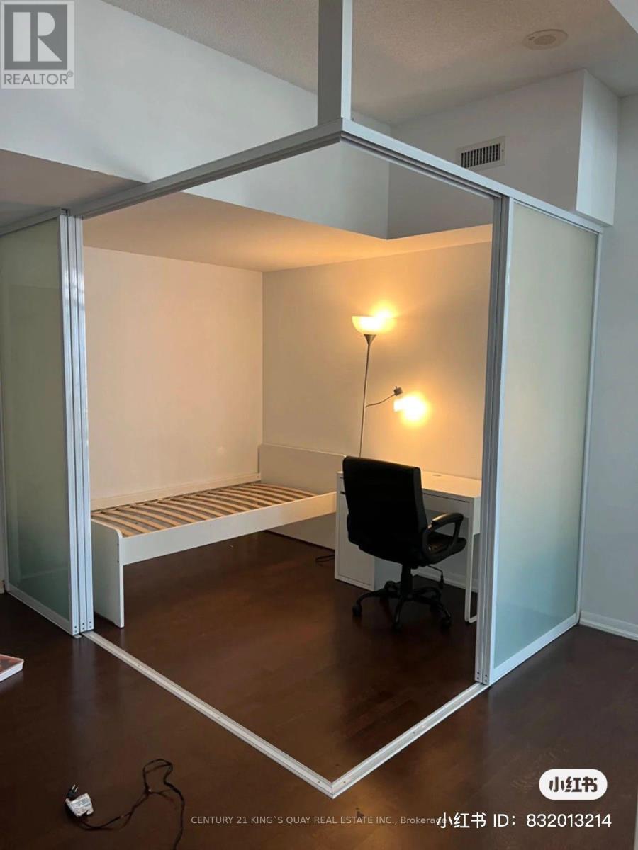 3005 - 832 Bay Street, Toronto, Ontario  M5S 1Z6 - Photo 5 - C13539706