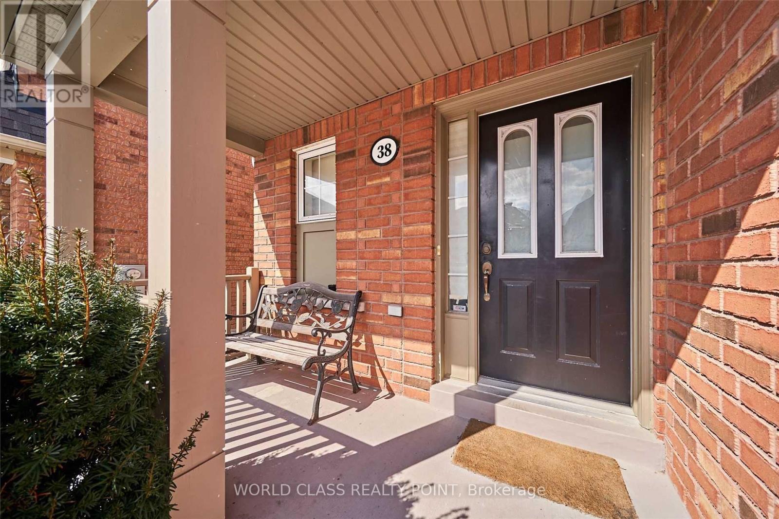 38 Tansley Crescent, Ajax, Ontario L1Z 1Y5 - Photo 2 - E13539564