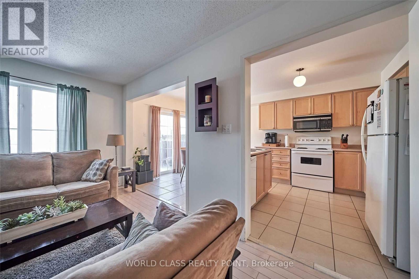 38 Tansley Crescent, Ajax, Ontario L1Z 1Y5 - Photo 7 - E13539564