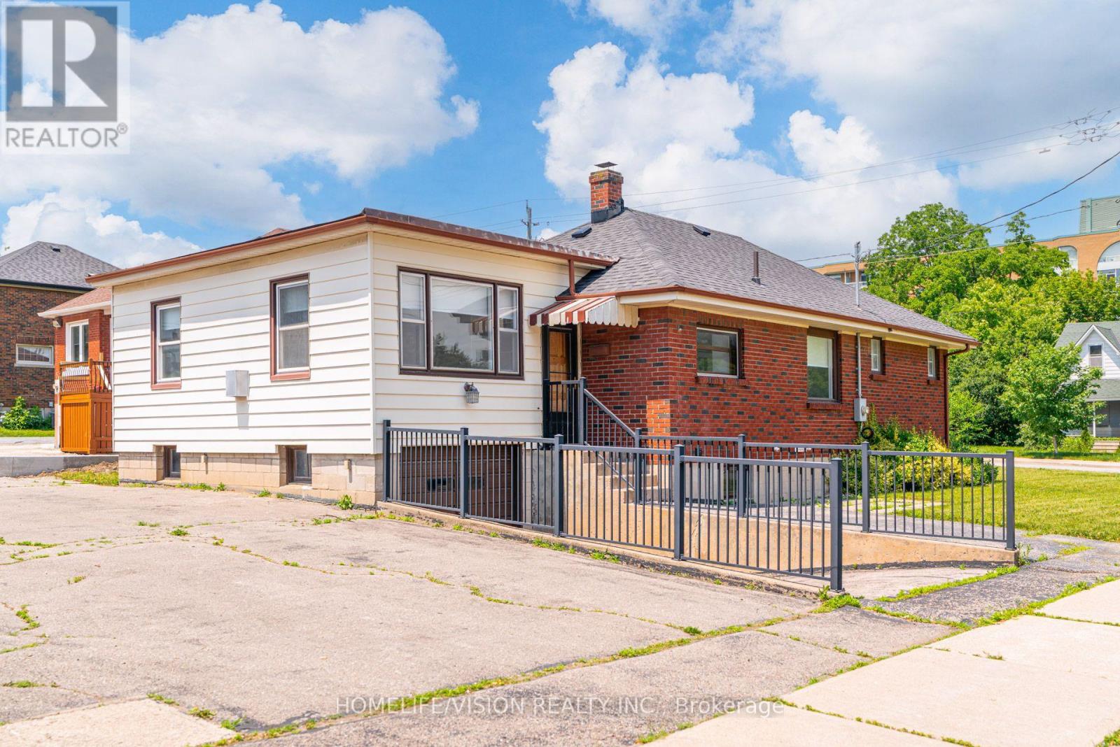 133 Mary Street E, Whitby, Ontario L1N 2P3 - Photo 46 - E13539624