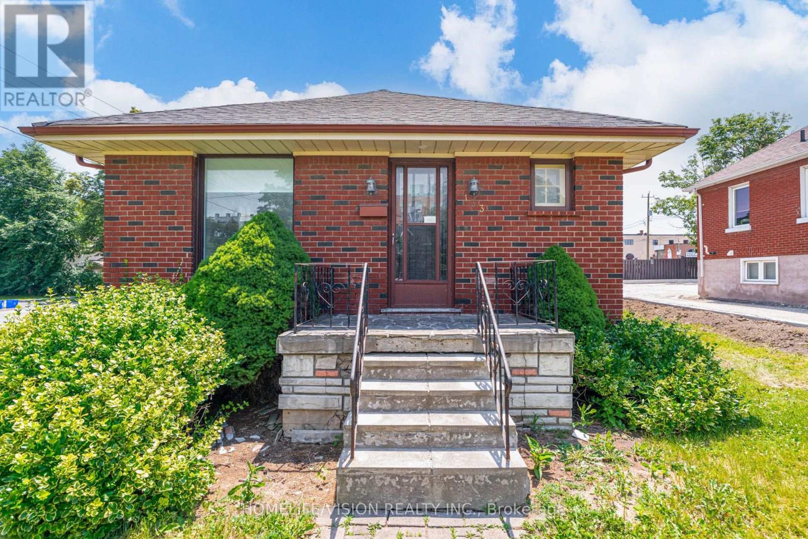 133 Mary Street E, Whitby, Ontario L1N 2P3 - Photo 8 - E13539624