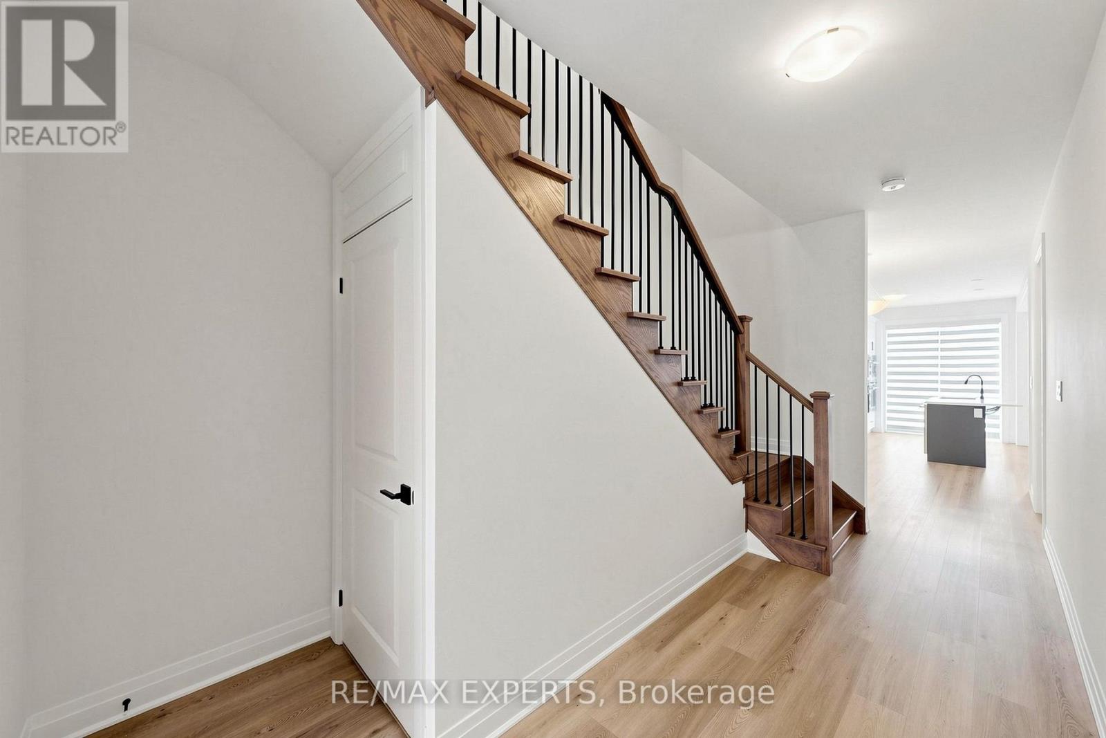 1761 Mineral Springs Way, Pickering, Ontario L1X 0T5 - Photo 13 - E13539632