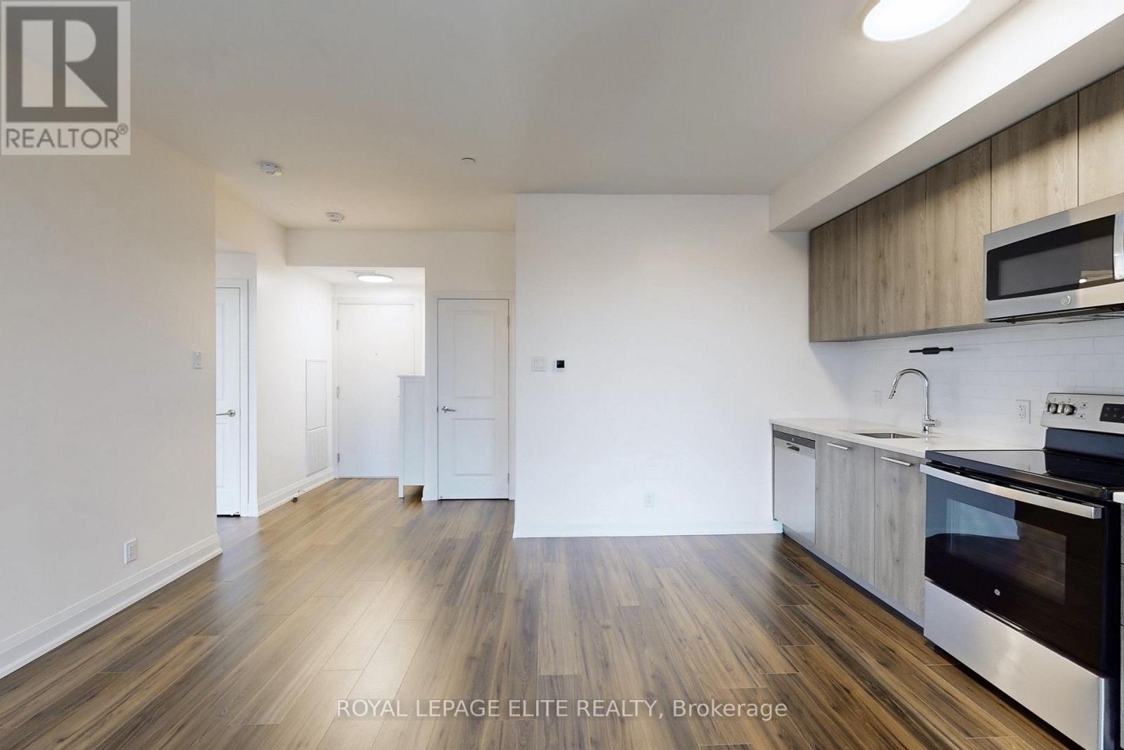 313 - 101 Cathedral High Street S, Markham, Ontario L6C 3L8 - Photo 15 - N13539540