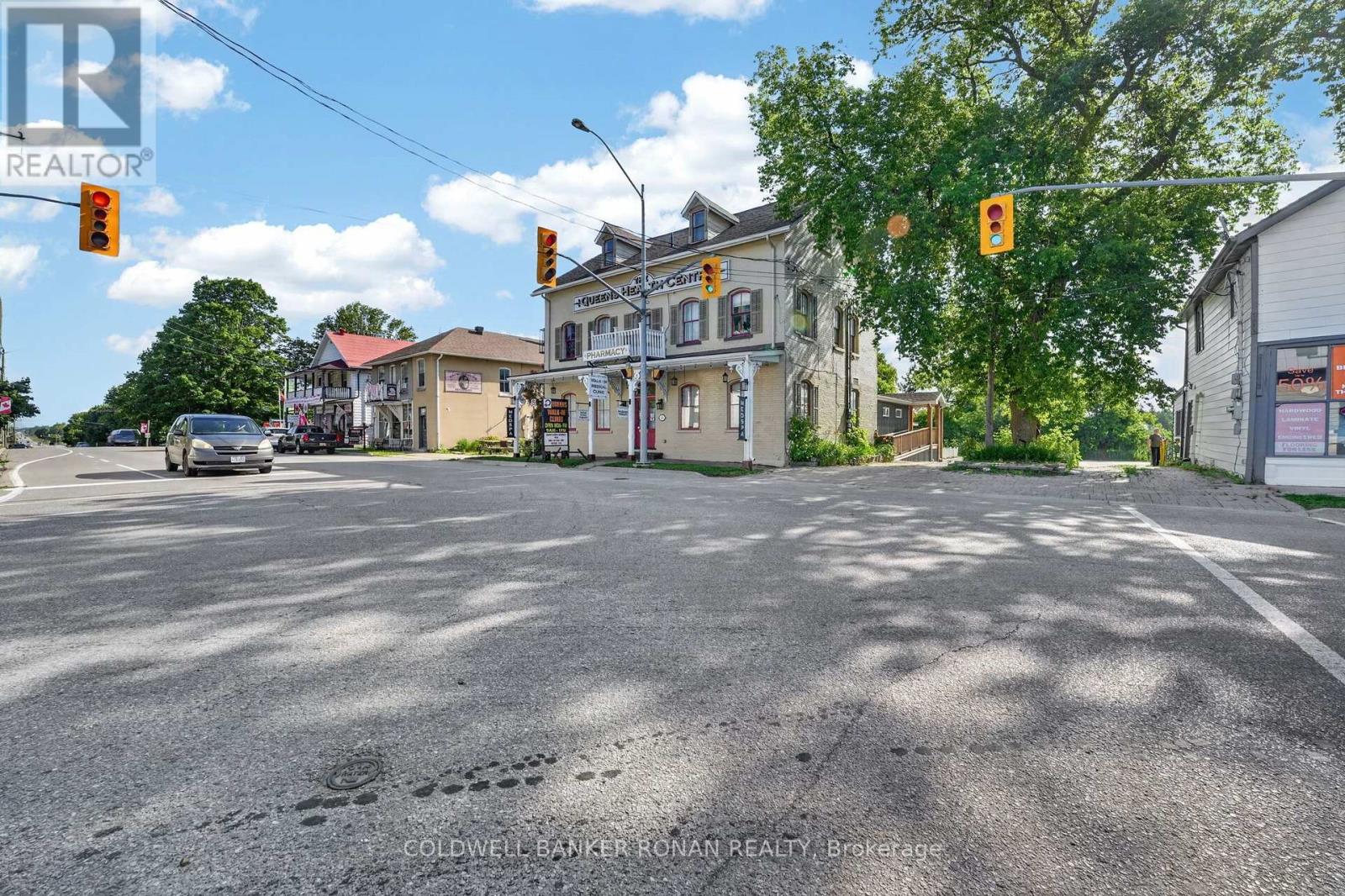 238 Barrie Street, Essa, Ontario L0L 2N0 - Photo 2 - N13539612