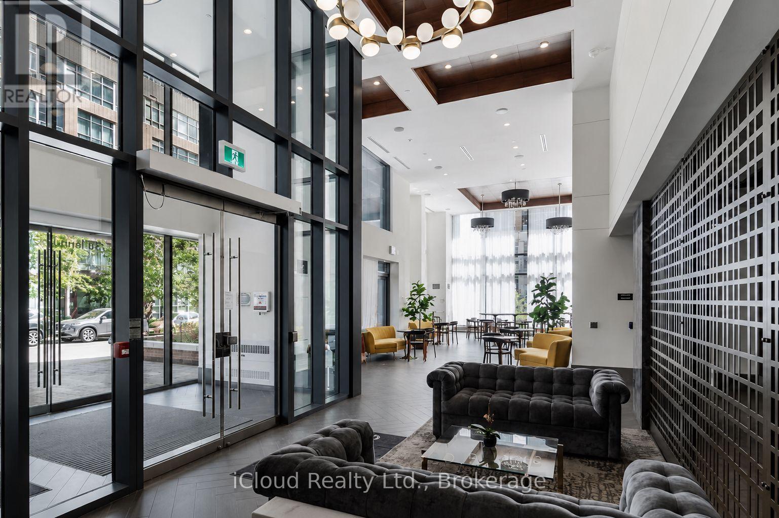 638 - 38 Iannuzzi Street, Toronto, Ontario  M5V 0S2 - Photo 2 - C13538852