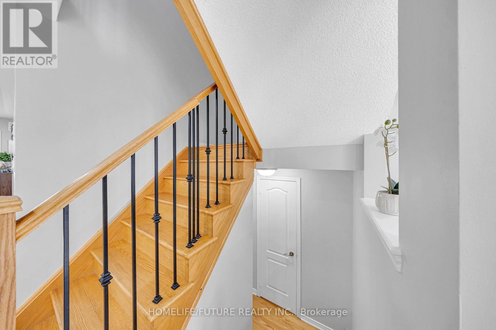 54 Oswell Drive, Ajax, Ontario  L1Z 0L4 - Photo 15 - E13539234