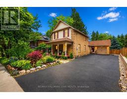 613 QUEEN STREET, Newmarket, Ontario