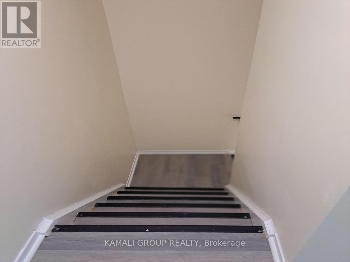 262 John Garland Boulevard, Toronto, Ontario  M9V 1N8 - Photo 19 - W13539408