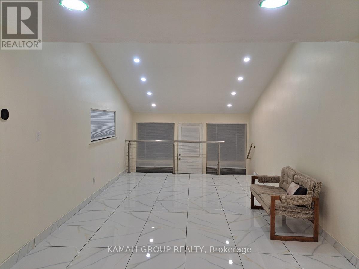 262 John Garland Boulevard, Toronto, Ontario  M9V 1N8 - Photo 3 - W13539408
