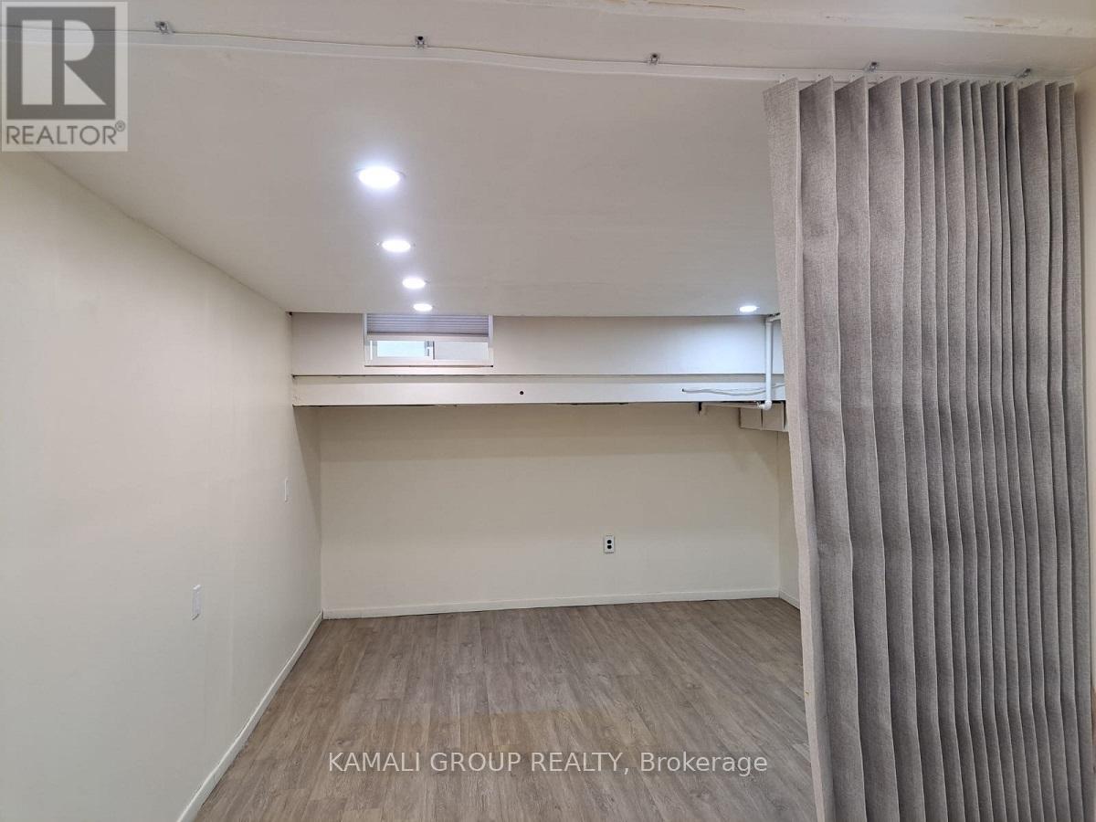 262 John Garland Boulevard, Toronto, Ontario  M9V 1N8 - Photo 30 - W13539408