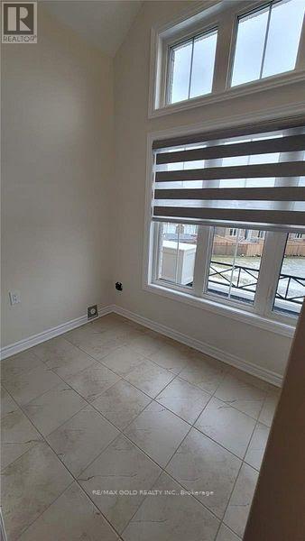 1 Sparrowbrook Street, Caledon, Ontario L7C 4B2 - Photo 11 - W13539466