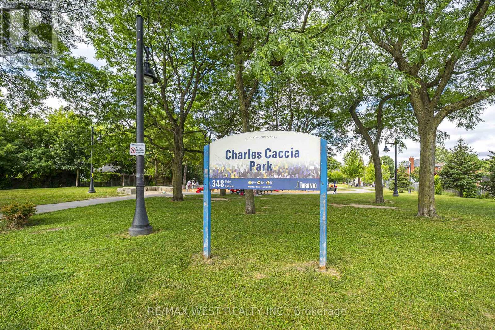 48 Ennerdale Road, Toronto, Ontario M6E 4C3 - Photo 14 - W13539498