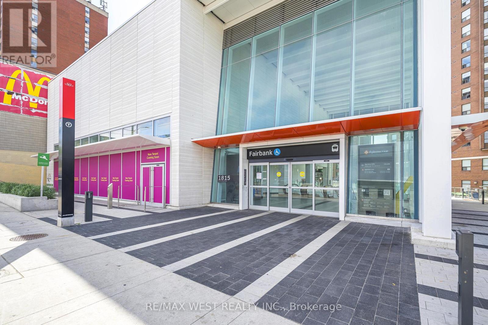 48 Ennerdale Road, Toronto, Ontario M6E 4C3 - Photo 16 - W13539498
