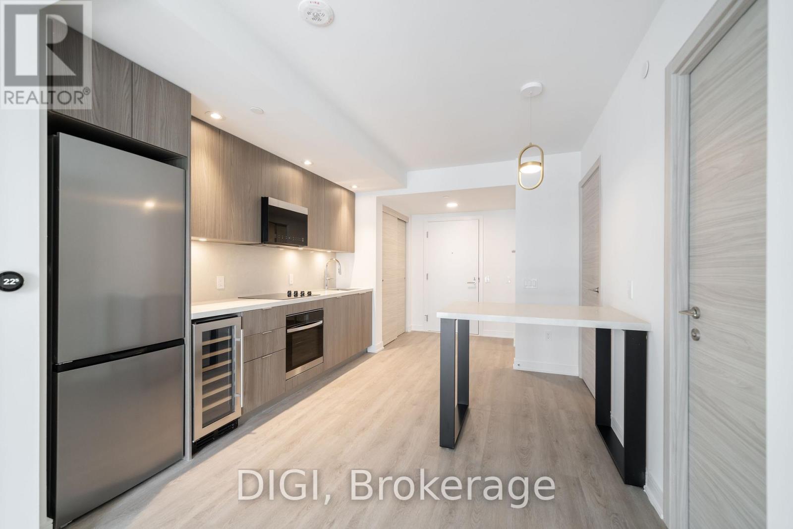E725 - 485 Perth Avenue, Toronto, Ontario  M6N 0B9 - Photo 4 - W13539598
