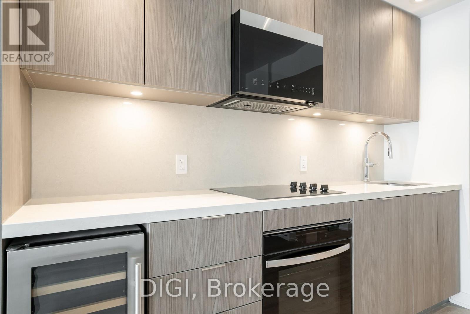 E725 - 485 Perth Avenue, Toronto, Ontario  M6N 0B9 - Photo 6 - W13539598