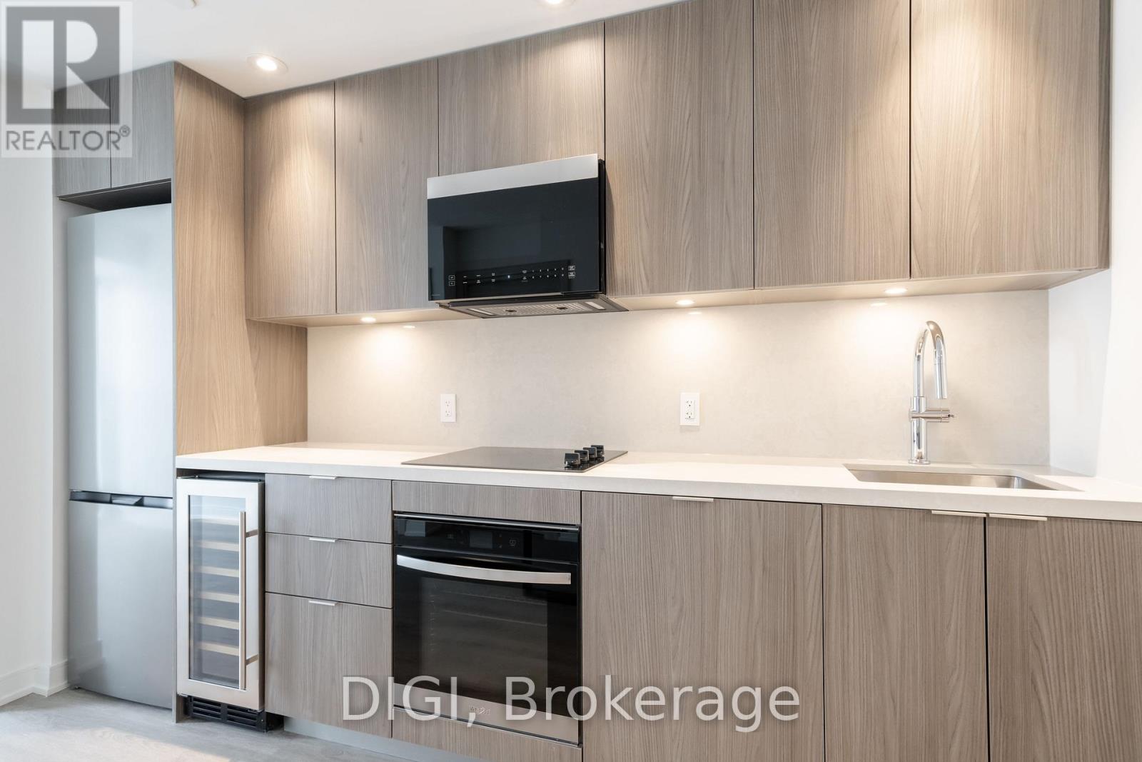 E725 - 485 Perth Avenue, Toronto, Ontario  M6N 0B9 - Photo 7 - W13539598