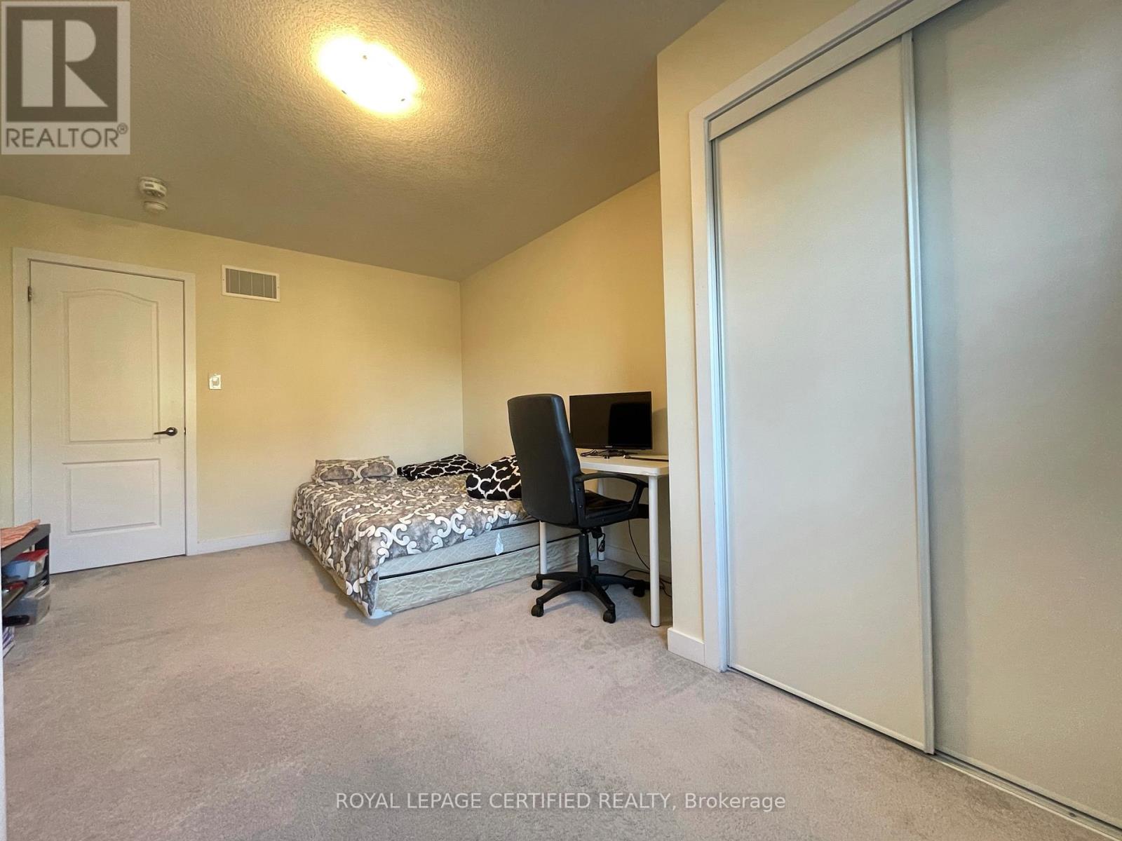 46 Golden Springs Drive, Brampton, Ontario L7A 4N5 - Photo 19 - W13539602