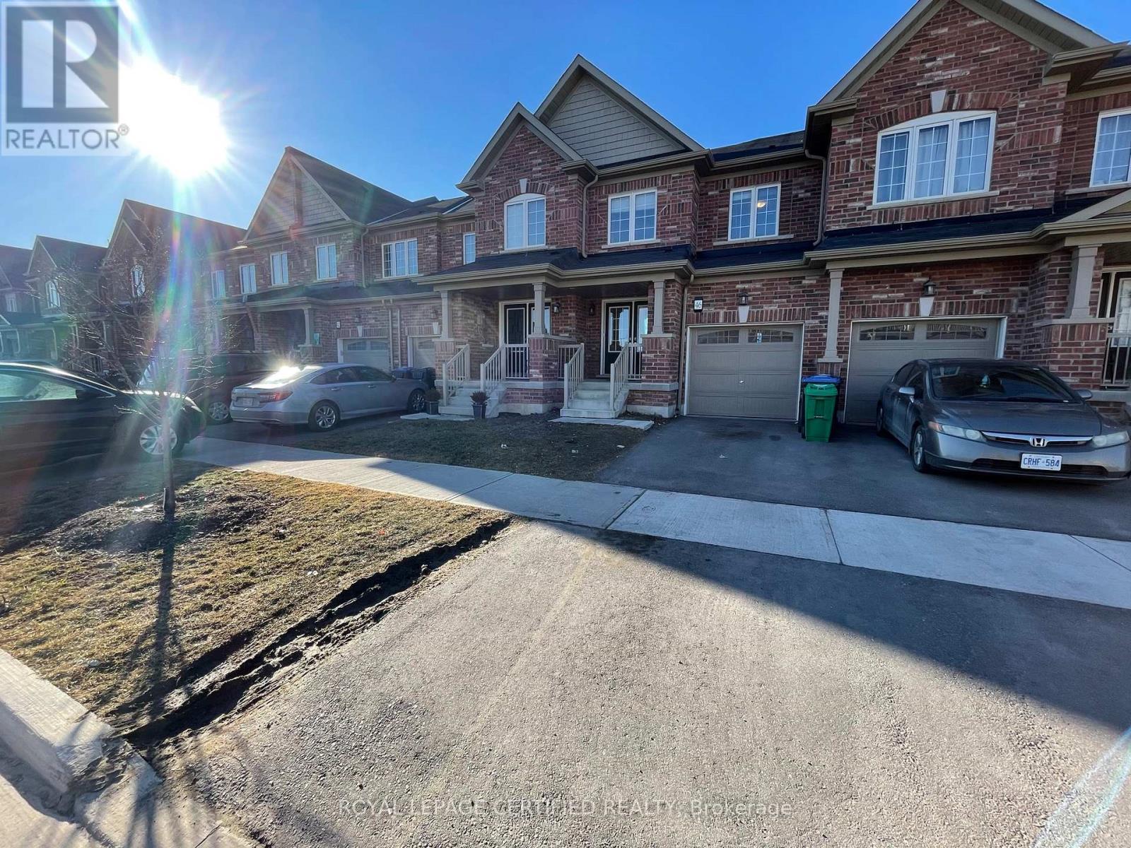 46 Golden Springs Drive, Brampton, Ontario L7A 4N5 - Photo 2 - W13539602