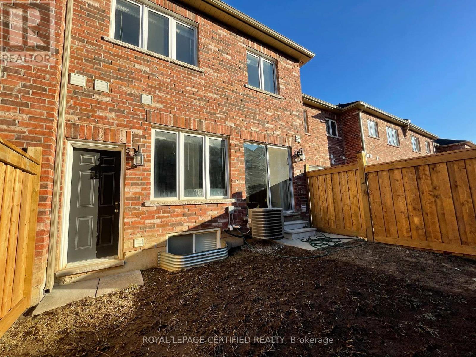 46 Golden Springs Drive, Brampton, Ontario L7A 4N5 - Photo 39 - W13539602