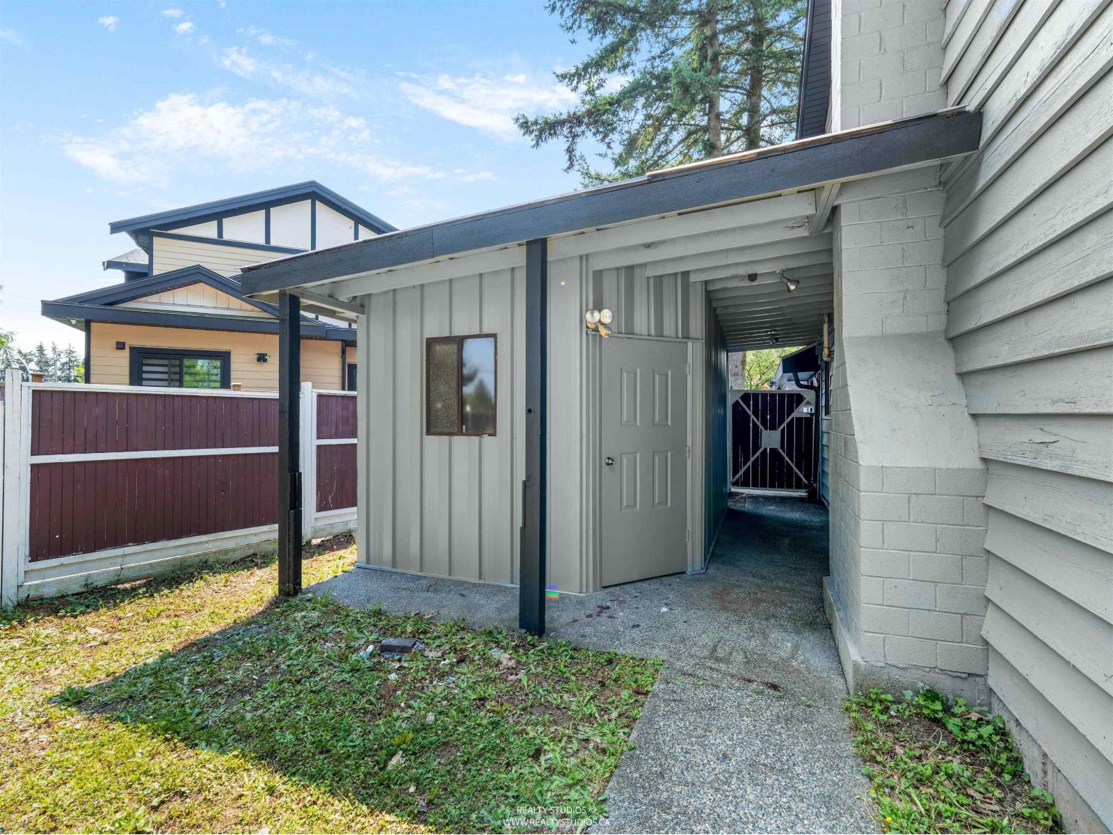 12779 Drummond Place, Surrey, British Columbia V3V 6G4 - Photo 5 - R3143780