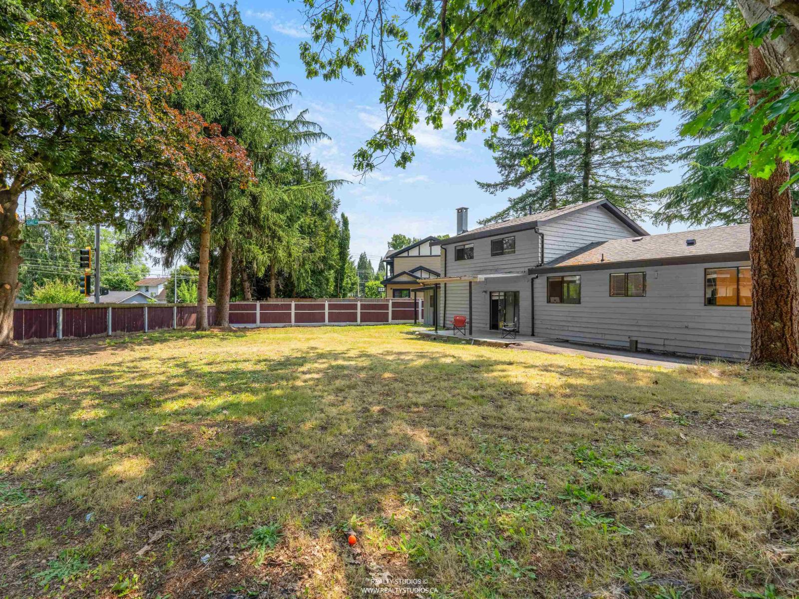 12779 Drummond Place, Surrey, British Columbia V3V 6G4 - Photo 7 - R3143780