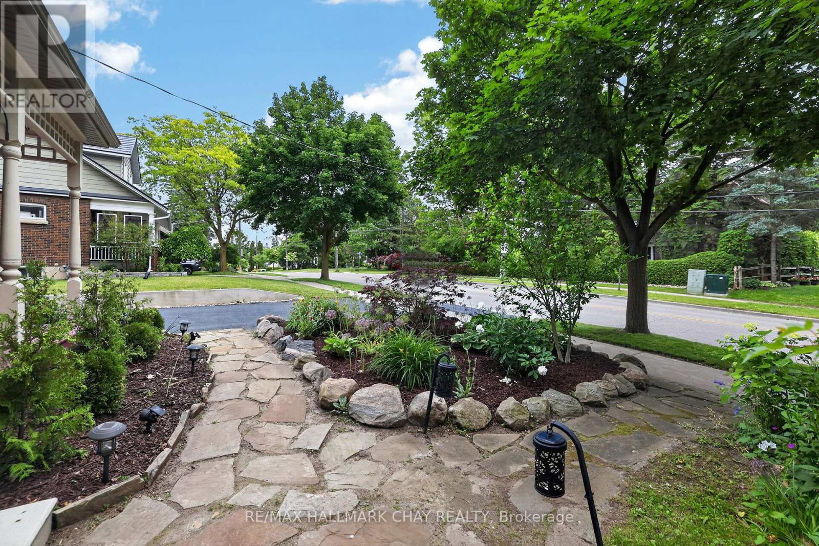 613 Queen Street, Newmarket, Ontario  L3Y 2J1 - Photo 46 - N13490394