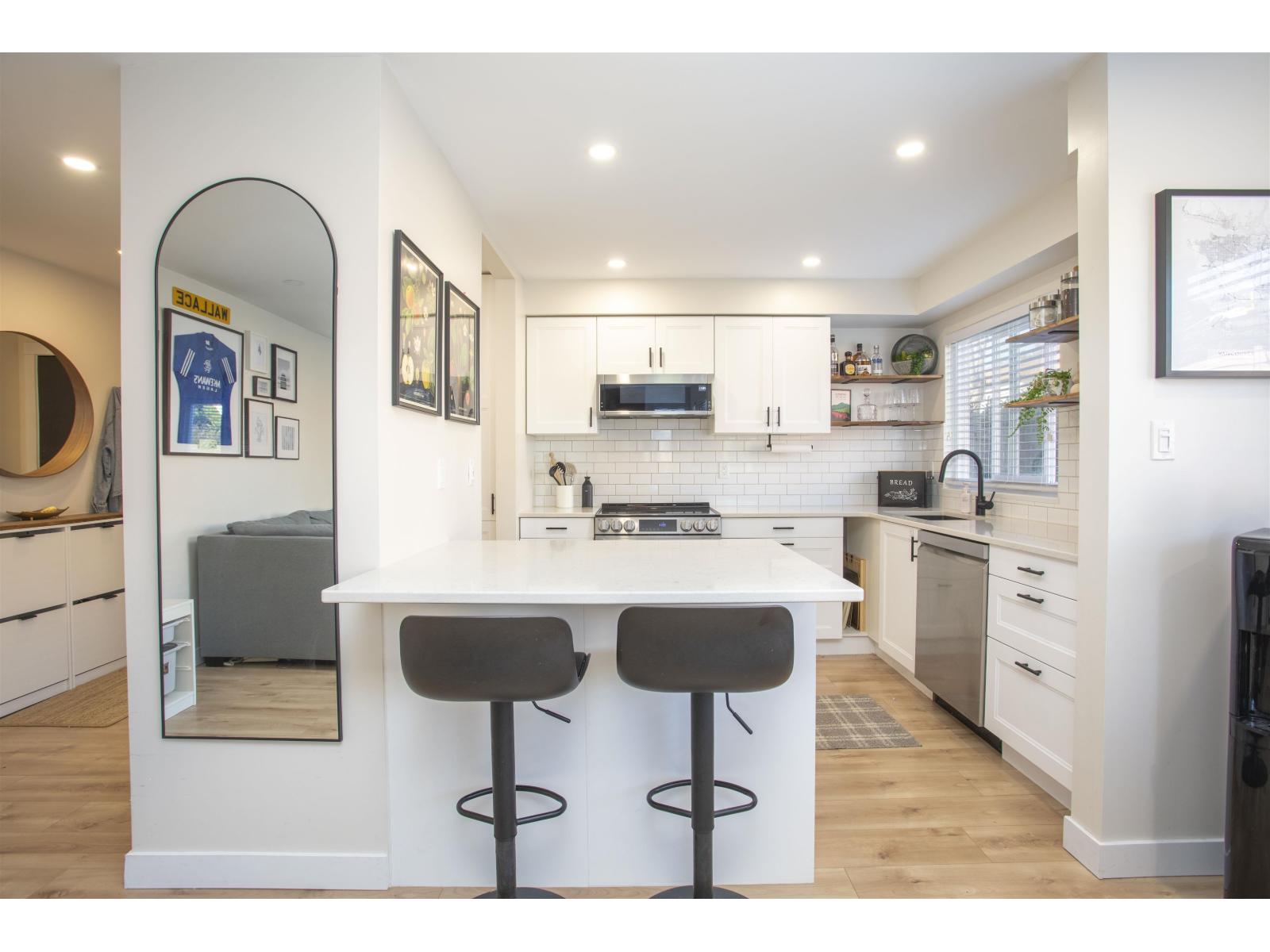 202 1381 Martin Street, White Rock, British Columbia  V4B 3W6 - Photo 6 - R3143714