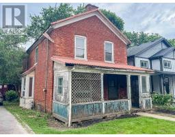 35 LAKE STREET, St. Catharines, Ontario