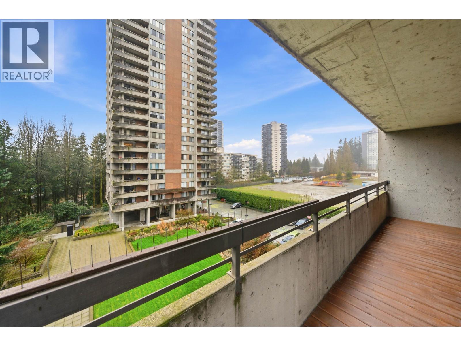 503 3755 Bartlett Court, Burnaby, British Columbia  V3J 7G7 - Photo 17 - R3144105
