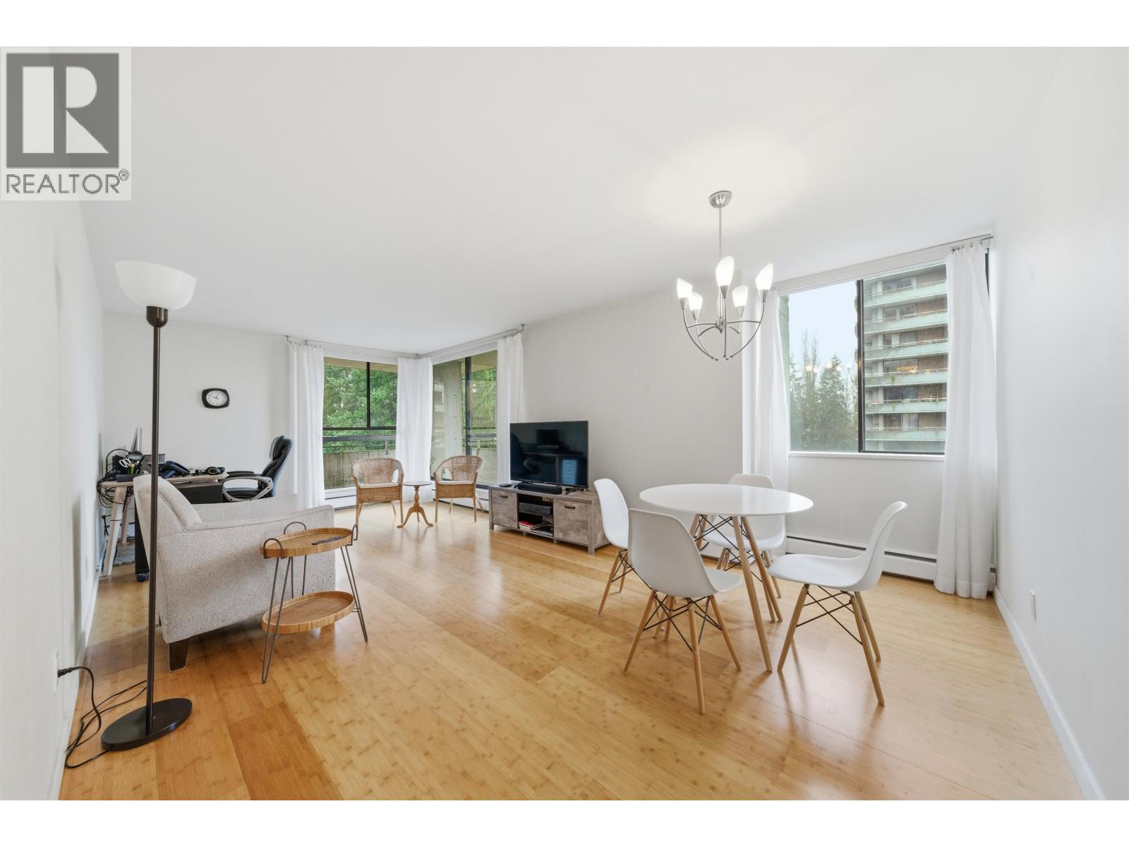 503 3755 Bartlett Court, Burnaby, British Columbia  V3J 7G7 - Photo 8 - R3144105
