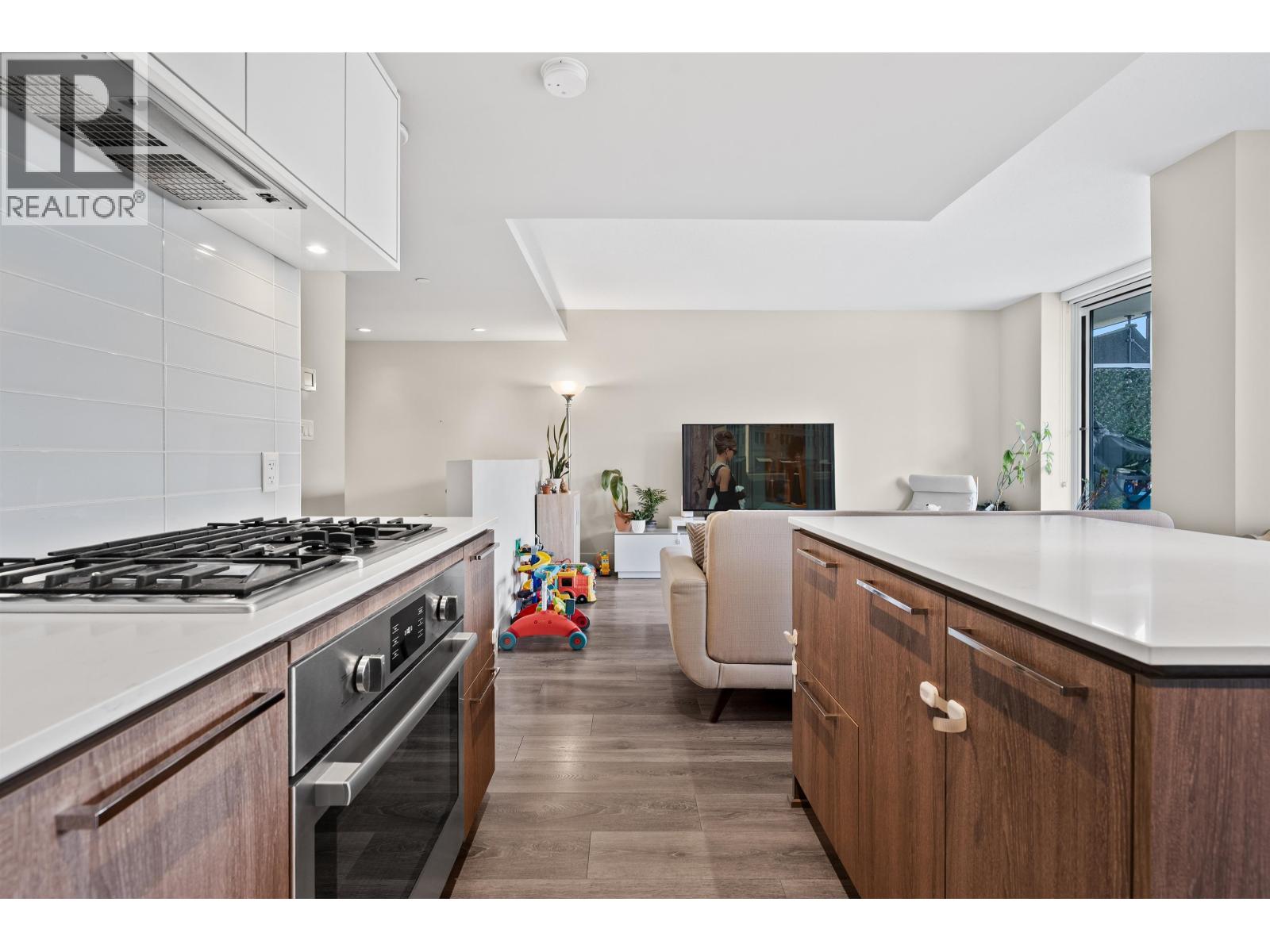 608 680 Seylynn Crescent, North Vancouver, British Columbia  V7J 0B5 - Photo 18 - R3144159
