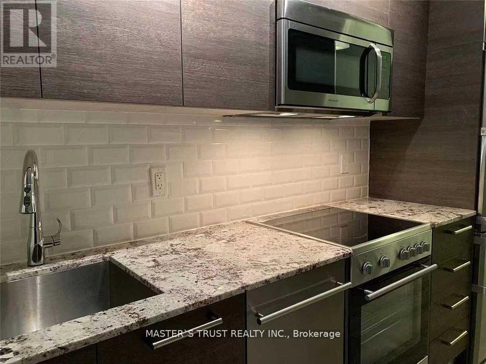 2703 - 28 Wellesley Street E, Toronto, Ontario M4Y 0C4 - Photo 3 - C13539770