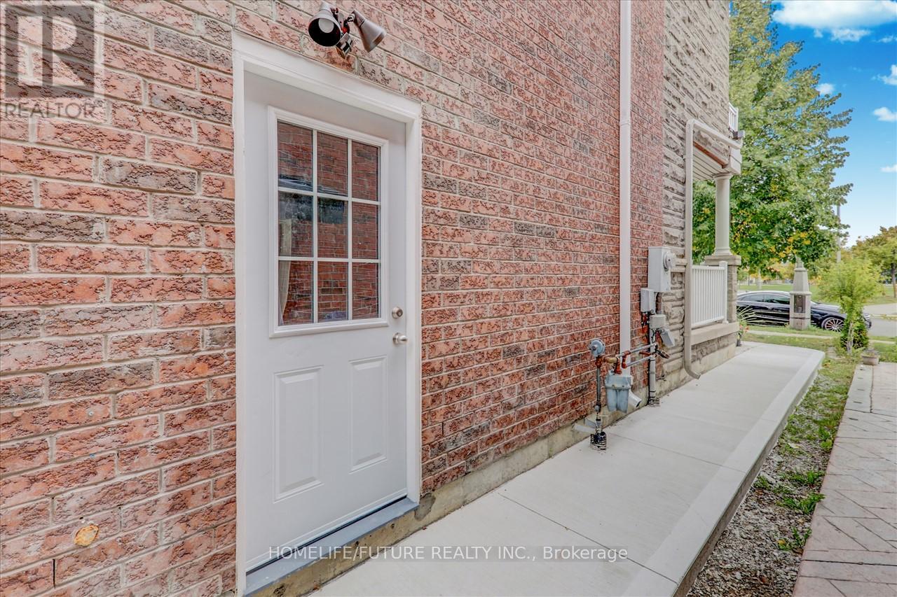 151 Calderstone Road, Brampton, Ontario  L6P 2M7 - Photo 27 - W13539354