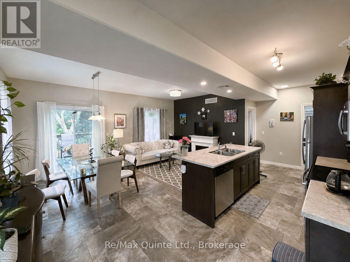 76 Ridgeway Place, Belleville, Ontario  K8P 0E6 - Photo 4 - X13534008