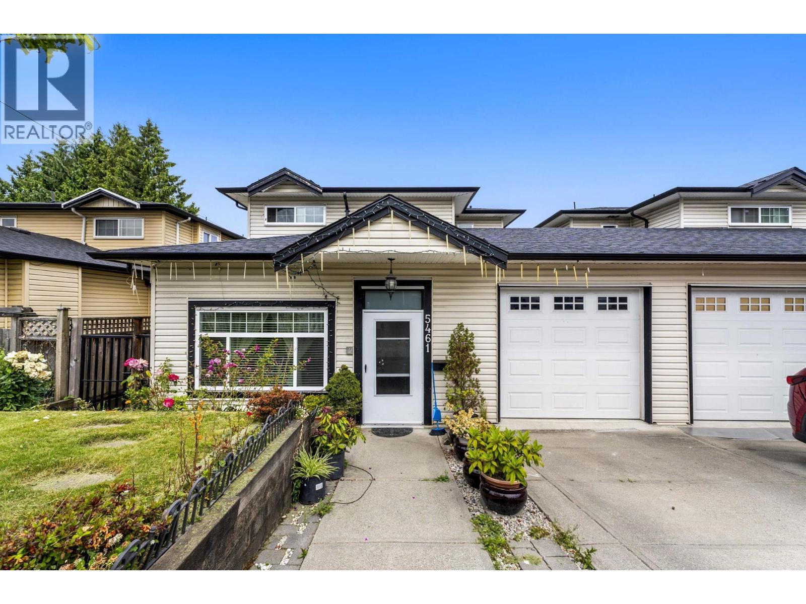 5461 Manor Street, Burnaby, British Columbia  V5G 1B6 - Photo 1 - R3143134