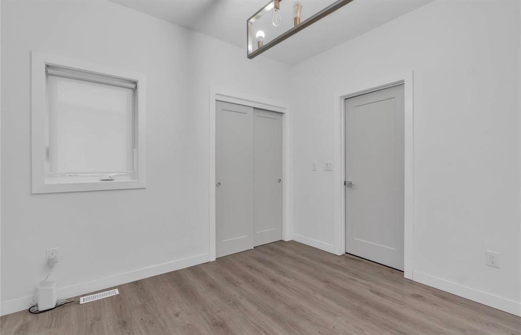 49 Prairie Spring Bay, Winnipeg, Manitoba  R2R 2Z6 - Photo 3 - 202616032