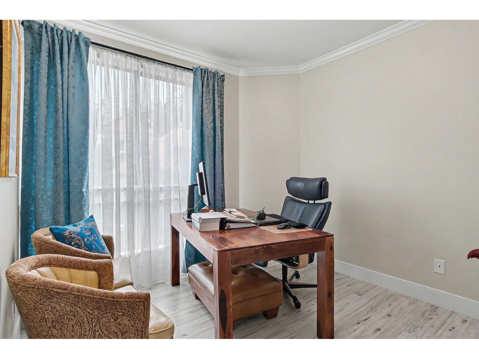208 1765 Martin Drive, Surrey, British Columbia  V4A 9T6 - Photo 12 - R3142798