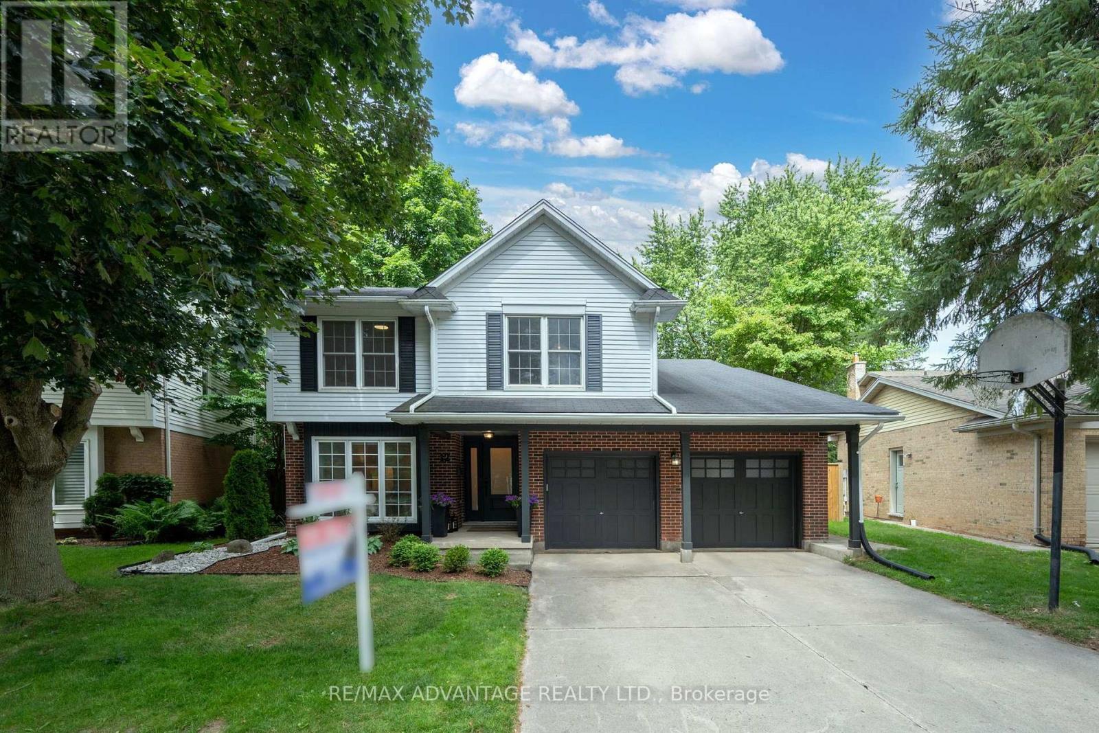 12 SPENCER CRESCENT, London North, Ontario