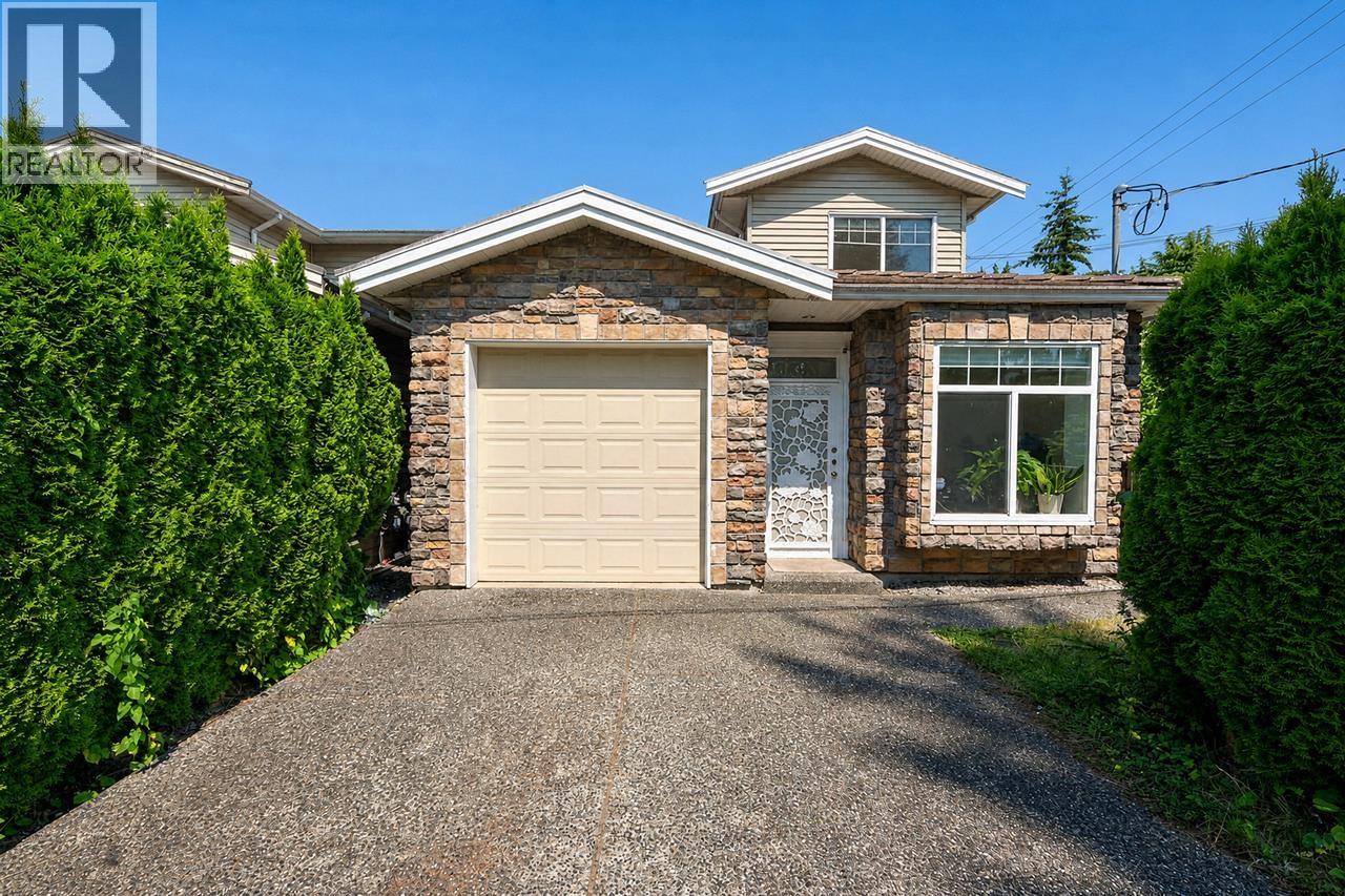 6890 Koala Crescent, Burnaby, British Columbia  V5E 3K9 - Photo 2 - R3144031